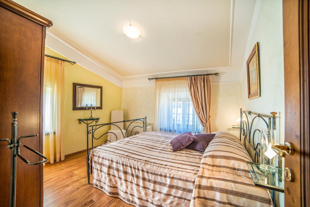 Aparthotel Katalyma 828 กานฟานาร์ ภายนอก รูปภาพ