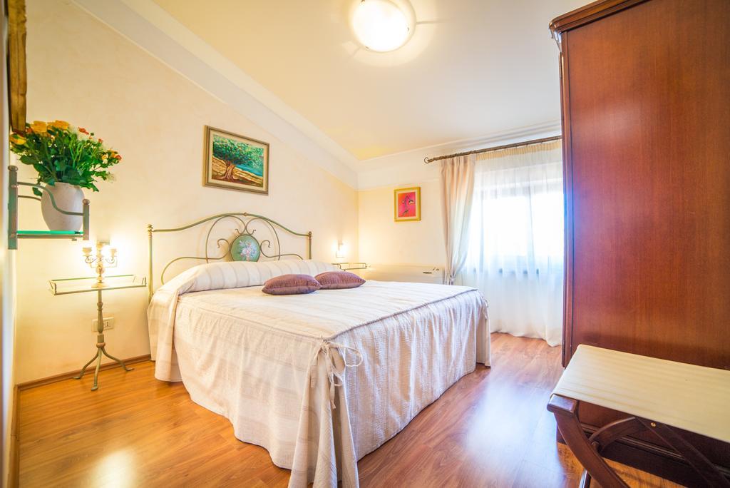 Aparthotel Katalyma 828 กานฟานาร์ ภายนอก รูปภาพ