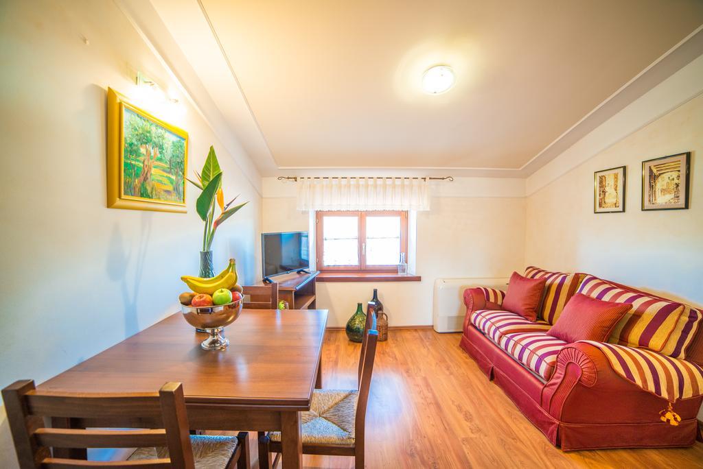 Aparthotel Katalyma 828 กานฟานาร์ ภายนอก รูปภาพ