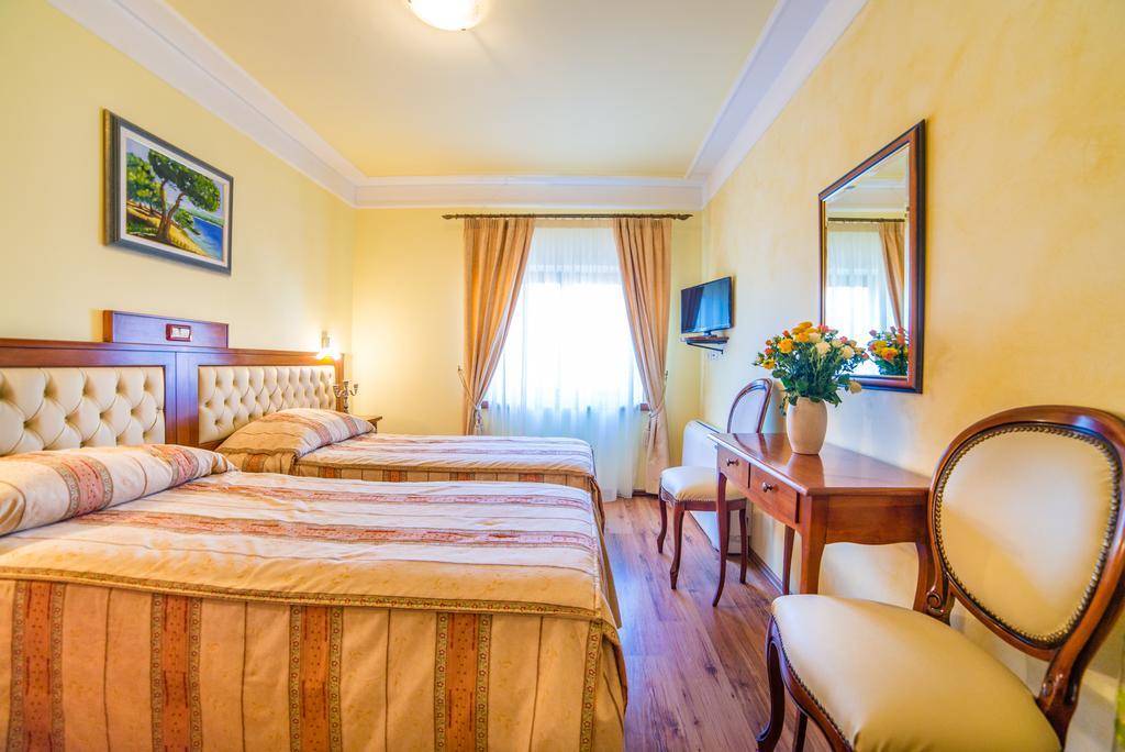 Aparthotel Katalyma 828 กานฟานาร์ ภายนอก รูปภาพ