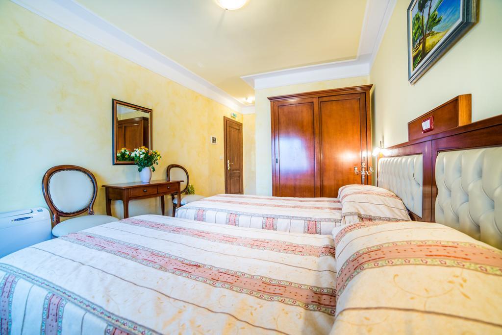 Aparthotel Katalyma 828 กานฟานาร์ ภายนอก รูปภาพ